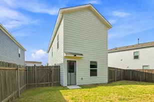 54 Trinity Cir, Lockhart, TX 78644 - Photo 26