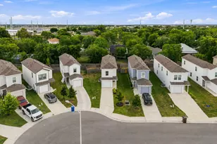 54 Trinity Cir, Lockhart, TX 78644 - Photo 32