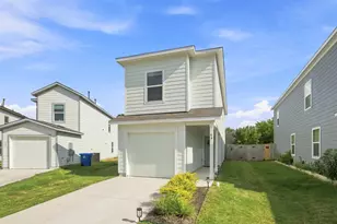 54 Trinity Cir, Lockhart, TX 78644 - Photo 2