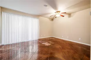 301 W 38th St, Austin, TX 78705 - Photo 12