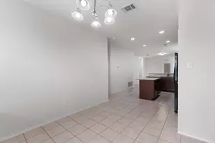 126 Boxwood Dr, Buda, TX 78610 - Photo 14