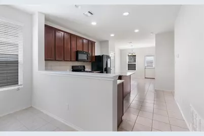 126 Boxwood Drive, Buda, TX 78610 - Photo 8