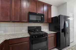 126 Boxwood Dr, Buda, TX 78610 - Photo 12