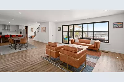 1405 Cat Hollow Club Drive, Briarcliff, TX 78669 - Photo 4