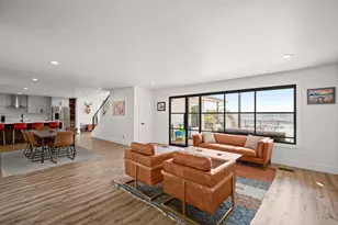 1405 Cat Hollow Club Dr, Briarcliff, TX 78669 - Photo 4