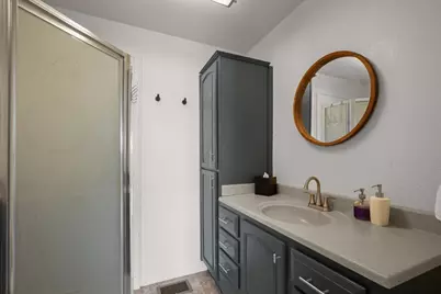 1405 Cat Hollow Club Drive, Briarcliff, TX 78669 - Photo 22