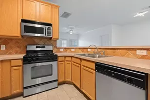 2900 S Lakeline Blvd, Cedar Park, TX 78613 - Photo 10