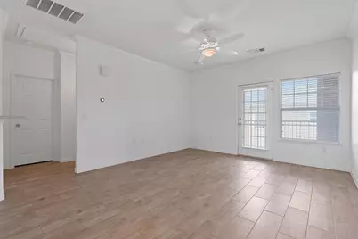 2900 S Lakeline Boulevard #322, Cedar Park, TX 78613 - Photo 6