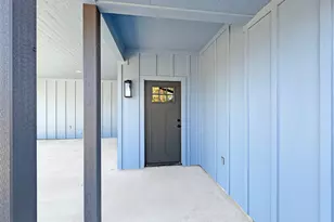 221 Hester St, Lexington, TX 78947 - Photo 18