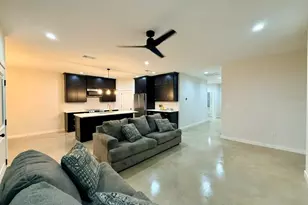 221 Hester St, Lexington, TX 78947 - Photo 4