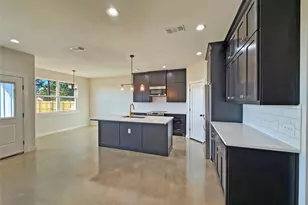 221 Hester St, Lexington, TX 78947 - Photo 4