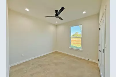 221 Hester Street, Lexington, TX 78947 - Photo 16