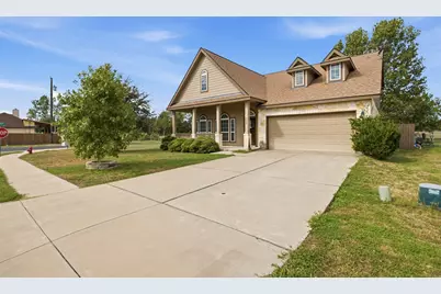 800 Savannah Cove, Elgin, TX 78621 - Photo 2