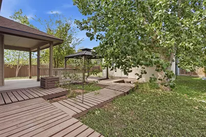 800 Savannah Cove, Elgin, TX 78621 - Photo 30