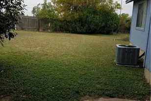 1304 Pitcairn Dr, Pflugerville, TX 78660 - Photo 8