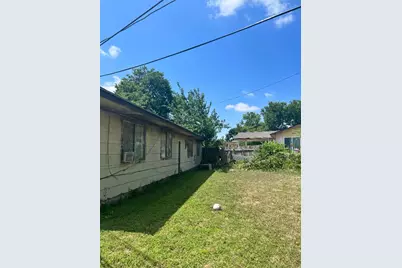 7710 Eastcrest Drive, Austin, TX 78752 - Photo 8