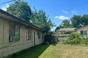 7710 Eastcrest Dr, Austin, TX 78752 - Photo 8