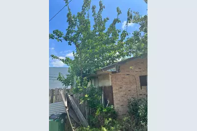 7710 Eastcrest Drive, Austin, TX 78752 - Photo 14