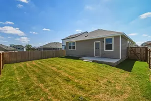 416 Paradise Cyn Dr, Jarrell, TX 76537 - Photo 22