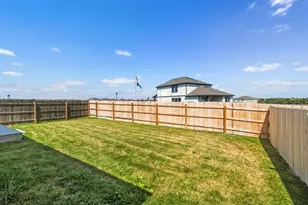 416 Paradise Cyn Dr, Jarrell, TX 76537 - Photo 26