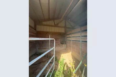 1226 County Road 316, Lexington, TX 78947 - Photo 24