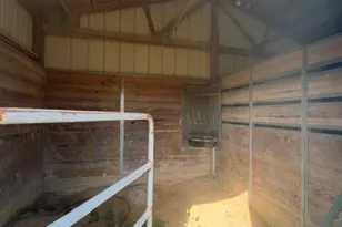 1226 Co Rd 316, Lexington, TX 78947 - Photo 24