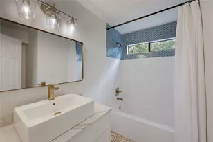 13265 Kerrville Folkway Dr, Austin, TX 78729 - Photo 32