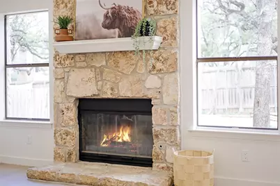 13265 Kerrville Folkway Drive, Austin, TX 78729 - Photo 10