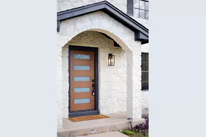 13265 Kerrville Folkway Drive, Austin, TX 78729 - Photo 2