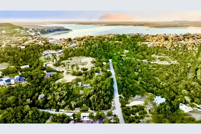 1353 Trail Pass Dr Drive, Canyon Lake, TX 78133 - Photo 2