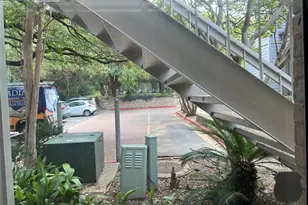 802 S 1st St, Austin, TX 78704 - Photo 28