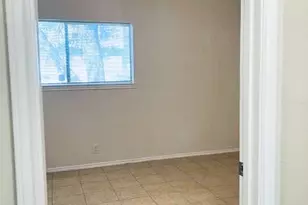 802 S 1st St, Austin, TX 78704 - Photo 18