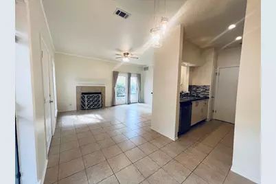 802 S 1st Street #117, Austin, TX 78704 - Photo 4