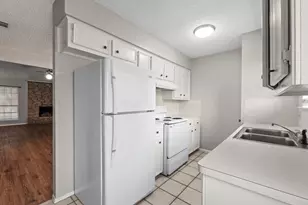 1706 Onion Creek Village Creek, Round Rock, TX 78664 - Photo 12