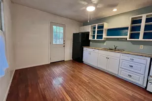 1208 Taylor St, Austin, TX 78702 - Photo 6