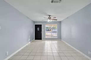 1204 Turtle Creek Blvd, Austin, TX 78745 - Photo 2