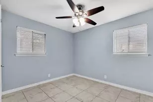 1204 Turtle Creek Blvd, Austin, TX 78745 - Photo 12