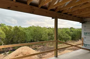 224 Amber Oak Ln, Georgetown, TX 78628 - Photo 4