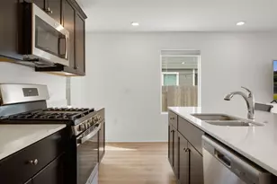 7116 Dancing Wind Ln, Del Valle, TX 78617 - Photo 12