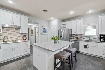 6804 Robert Dixon Drive, Austin, TX 78749 - Photo 2