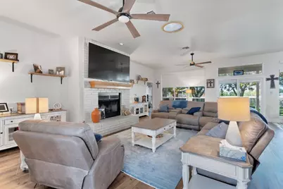 8000 County Road 110 Road, Round Rock, TX 78665 - Photo 20