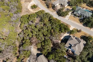 139 Clubhouse Dr, Lakeway, TX 78734 - Photo 1
