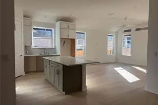 365 San Saba Dr, Buda, TX 78610 - Photo 2