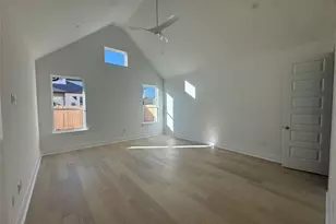 365 San Saba Dr, Buda, TX 78610 - Photo 4