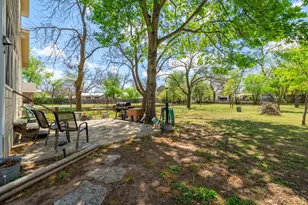 505 W San Antonio St, Fredericksburg, TX 78624 - Photo 36