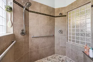 505 W San Antonio St, Fredericksburg, TX 78624 - Photo 26