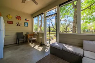 505 W San Antonio St, Fredericksburg, TX 78624 - Photo 34