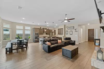 812 Heartleaf Drive, Leander, TX 78641 - Photo 6
