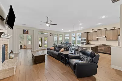 812 Heartleaf Drive, Leander, TX 78641 - Photo 4