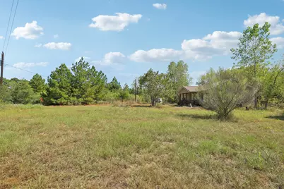 122 Rolling Pines Drive, Smithville, TX 78957 - Photo 24
